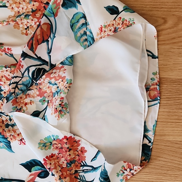 Silk floral dress - Picture 8 of 13